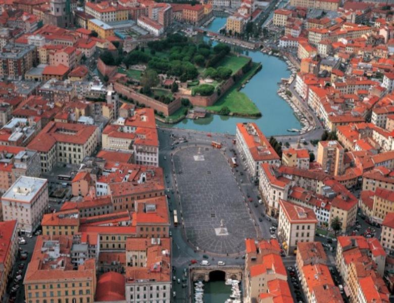 Mansarda Pieno Centro Apartment Livorno Ngoại thất bức ảnh